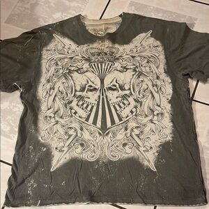 Vintage Gray Short Sleeve Tee with Ornate Design